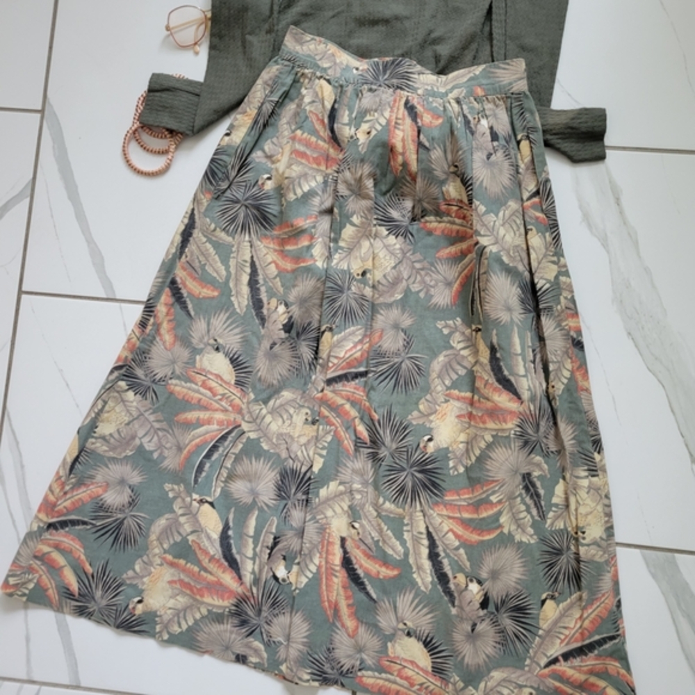 VIntage Made‎ in USA Tropical Earth tone skirt 9/10 S/M